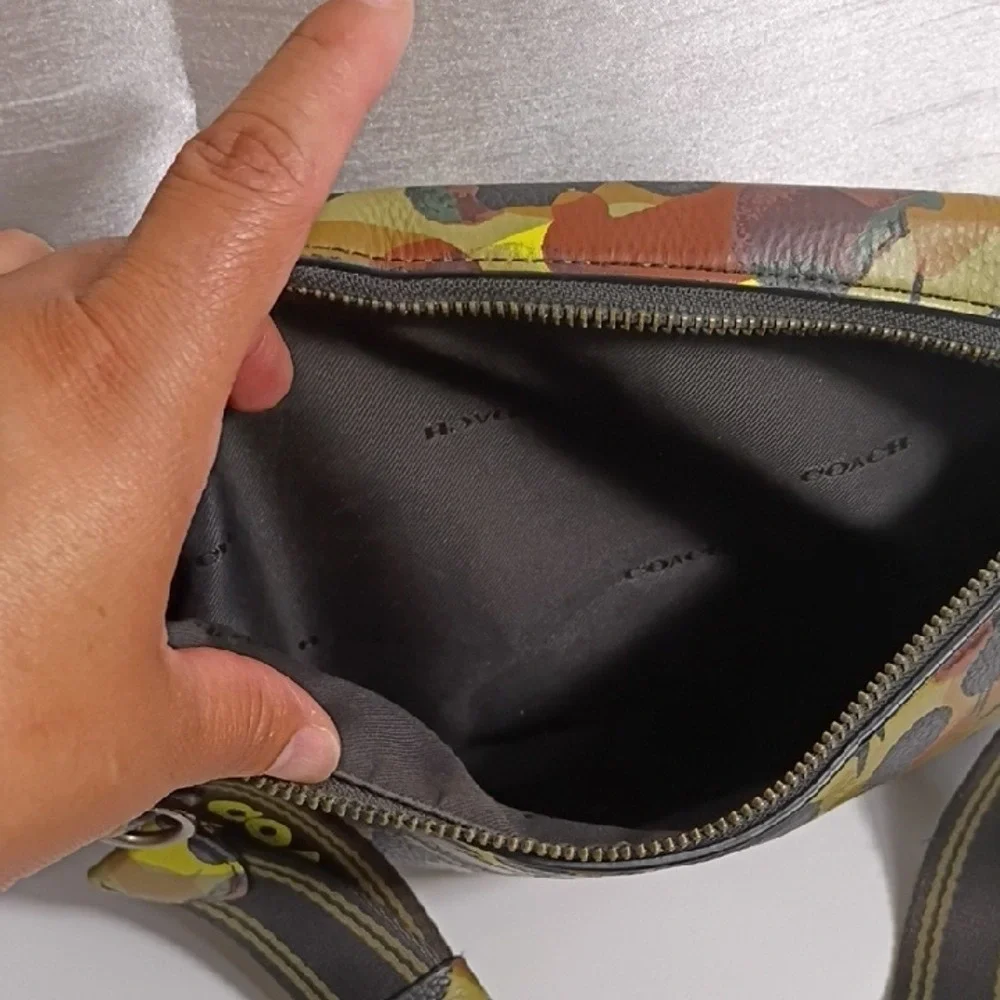 COACH Leatherware Camo‎ Belt Bag Crossbody Bag Urban Streetwear Fanny Pack6 - Picture 9 of 12